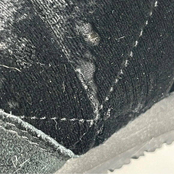 Teva Womens Ember Moc Velvet Slipper Sneaker Shoes, Black, US 5 - Picture 9 of 10